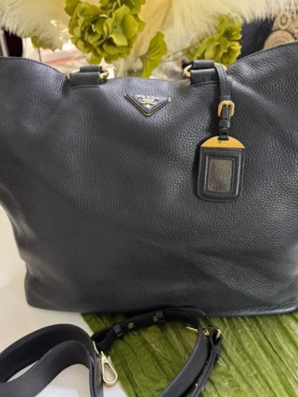 Prada Black Pebbled Leather Large Tote Bag Gold Hardware Shoulder Strap - Picture 6 of 13